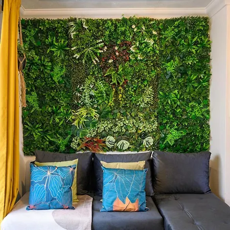 The Vibe & Play Hangout - Hot Tub Retreat بيت للعطل مانشستر