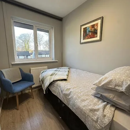 Holiday home Contractor-friendly In Manchester, Parking, Wifi Manchester