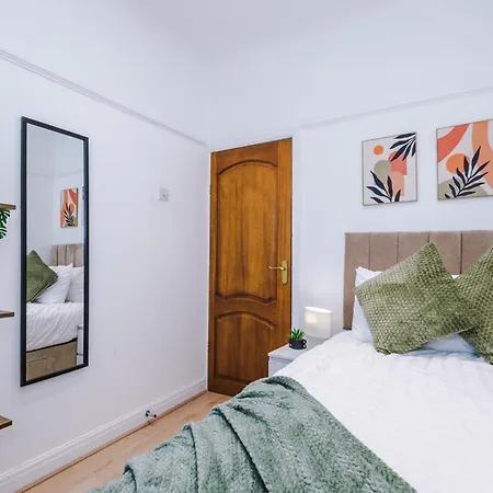 Free Park Stunning 3bedroom In *
