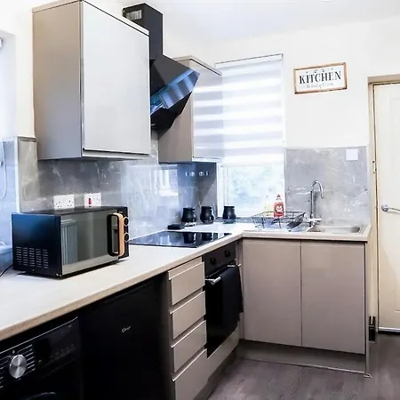 Cosy Luxe With Fresh Bakes Ferienhaus *