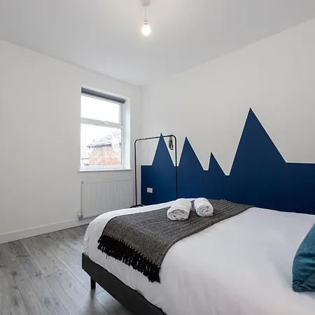 Spacious 4br Perfect For Groups & Contractors Сasa de vacaciones