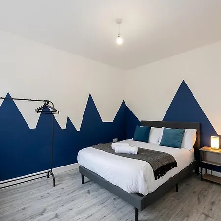 Spacious 4br Perfect For Groups & Contractors Сasa de vacaciones