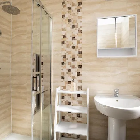 Stunning 2br House In Near Etihad And Coop Arena מנצ'סטר