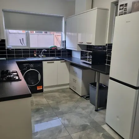 Casa vacanze 4-bed Retreat Great For Groups Manchester
