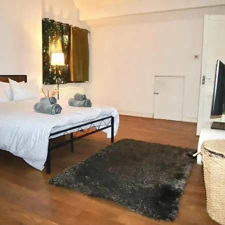 The Church * Mánchester