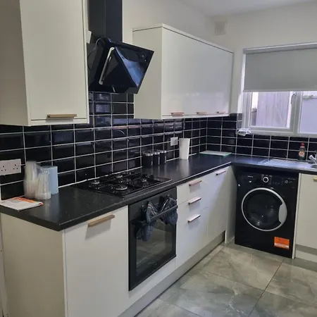 4-bed Retreat Great For Groups Manchester