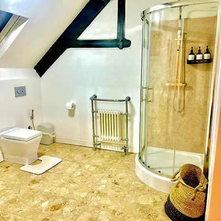 Сasa de vacaciones The Church Mánchester