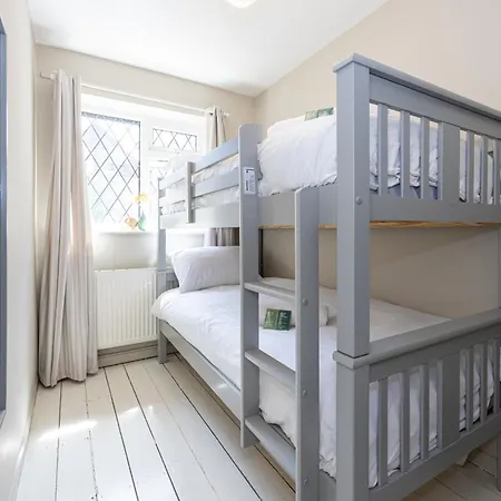 Vakantiehuis 3-bed Didsbury M20 Parking Long