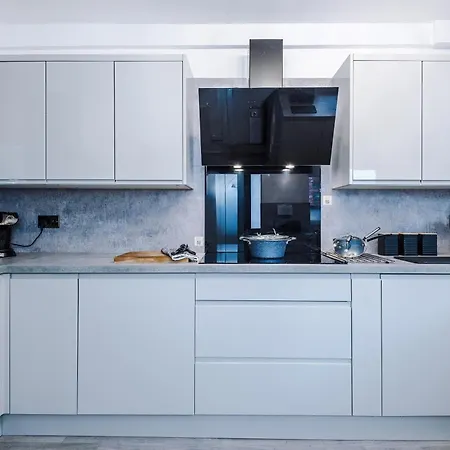 Сasa de vacaciones Ideal Group 3br House For 8 Parking Mánchester