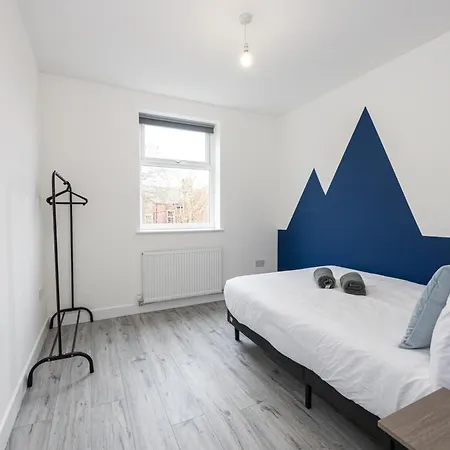 Spacious 4br Perfect For Groups & Contractors Сasa de vacaciones *