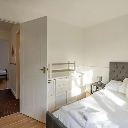 בית נופש 2br House Contractors Parking Wifi מנצ'סטר