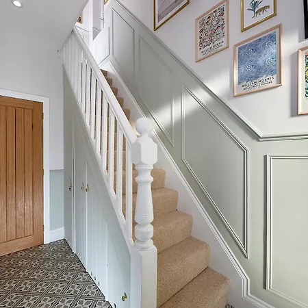 Stylish 4 Bed In Old Trafford Next To Mufc 펜션 *