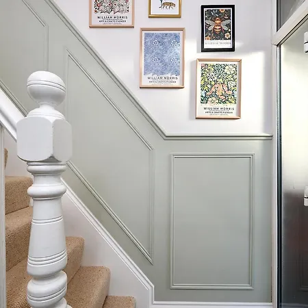 펜션 Stylish 4 Bed In Old Trafford Next To Mufc 맨체스터