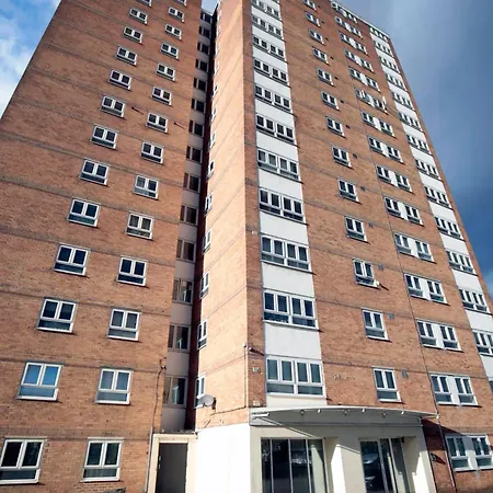 Apartment, Free Parking, By Nmb * 맨체스터