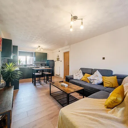 Daire Stylish Urban Escape With Free Parking In Manchester