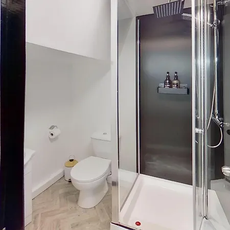 Stylish Modern Near Mediacityuk & Centre - Free Parking - Sleeps 2 Enjoy 아파트 맨체스터