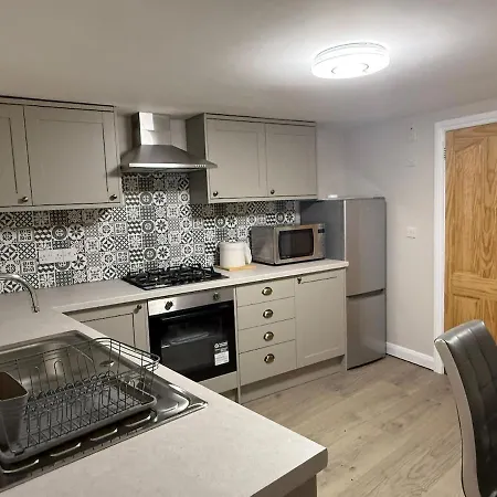Stylish 1-bed Ideal For 2 Guests Daire