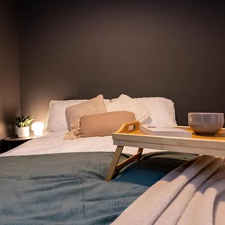 Stylish & Modern 3br - Garden, Parking & Ps5 Manchester