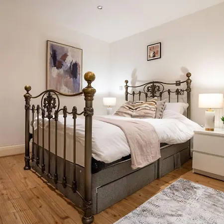 Stylish Modern In The Heart Of The Apartmán *