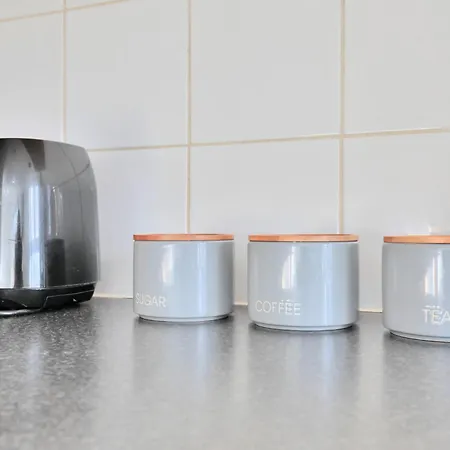 View Apartment, Free Parking, By Nmb Manchester