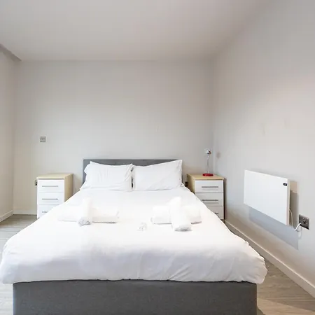 Chic 2bed Near Castlefield Canals-4min To Station