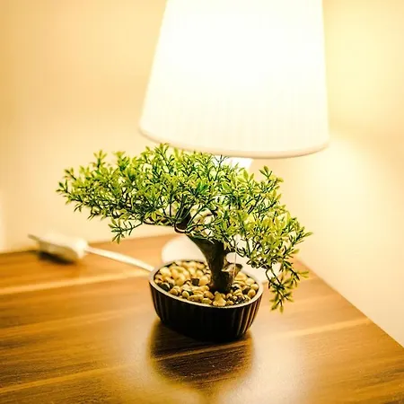 The Lawnswood - Stylish & Spacious Near Centre & Etihad - Ideal For Business Or Work - Presented By Parydise Manchester