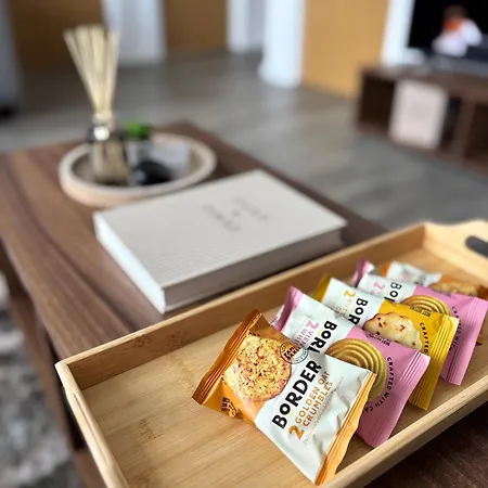 The Haven - 2 Bed Cozy - Sleeps 6 - Private Parking *