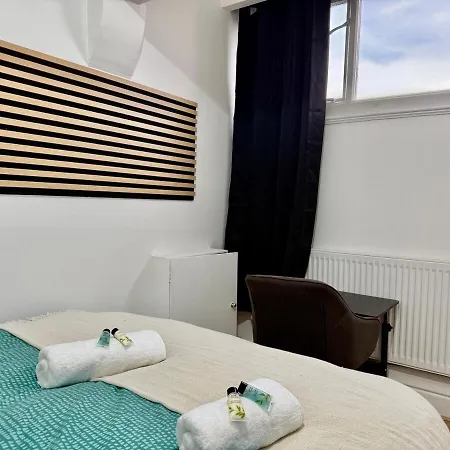 Cityside Walk To Ethihad Stadium Sleep For 4 *