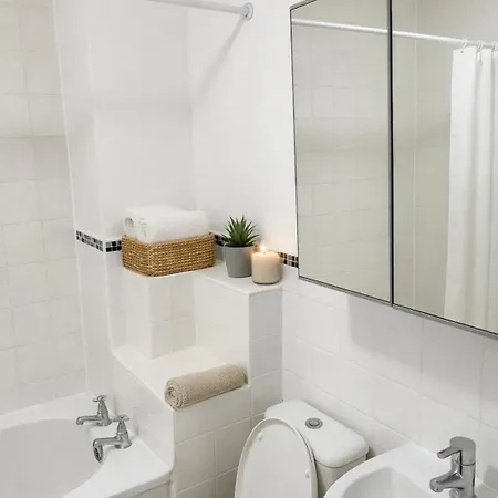 Crown Heights Executive *