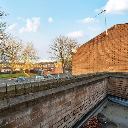 Daire Stylish Urban Escape With Free Parking In Manchester