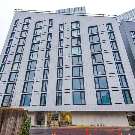 Stylish 1br Near Centre, Salford Манчестер