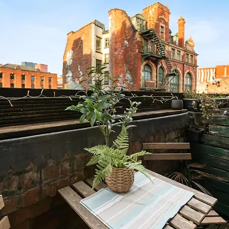 Rooftops View, Northern Quarter, Balcony Manchester