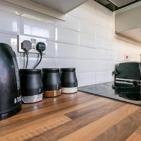 Daire Tallis House, Near Centre, Sleeps 8 By Nmb *