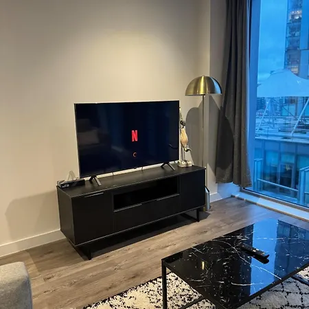 Luxury City Apartment Manchester With Gym & Parking