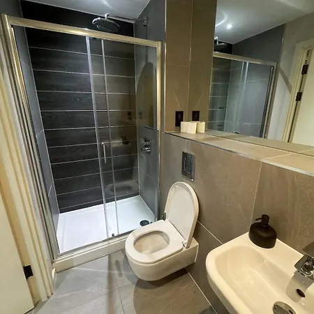 2bed With Balcony & Views Centre Μάντσεστερ