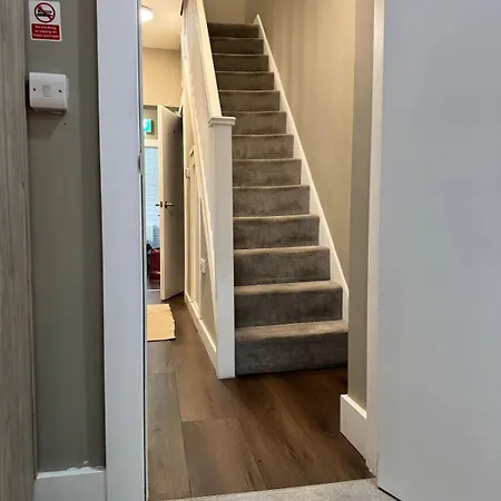 Apartment Flat In Manchester, 2 En-suite Beds, Etihad, Coop
