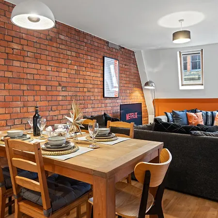 Rooftops View, Northern Quarter, Balcony דירה מנצ'סטר