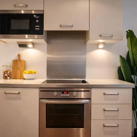 Lejlighed High-end Modern Two-bedroom *