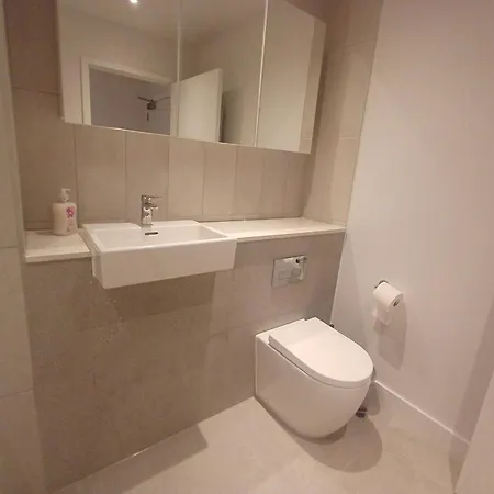 아파트 Victoria Riverside Retreat 2bdr 2bath