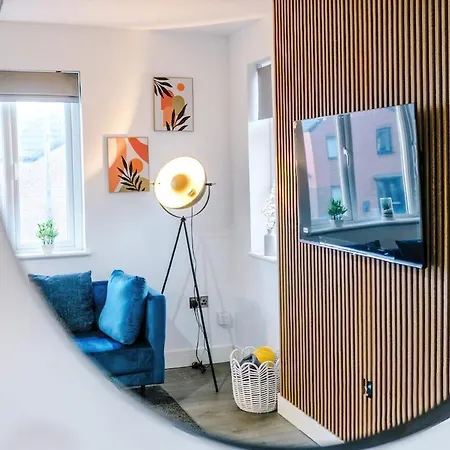 Luxury 2 Bed Close To Coop Etihad And Centre Appartamento *