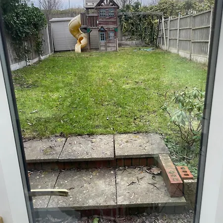 Glowhavenstay Apartment