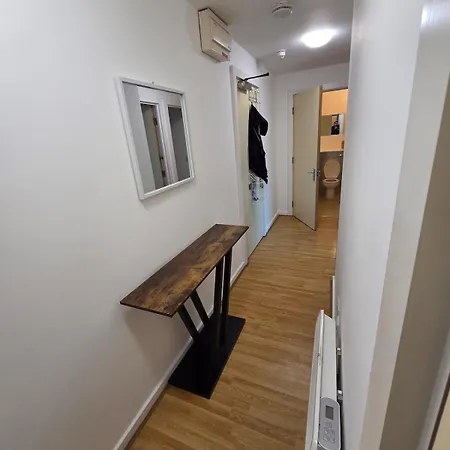 2 Bed 2 Bath Apartment,500 Meter's From Deansgate Close To Ao Arena Manchester