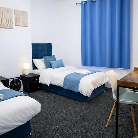 Apartamento 4bdr Contractor Hub - Sleeps 7 - Free On Street Parking