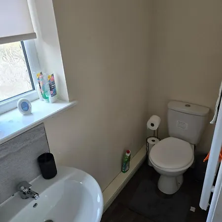 Bright 1br Garden With Fast Wifi * מנצ'סטר