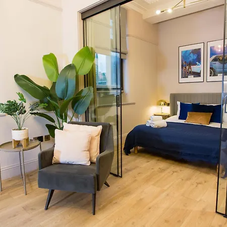 Stylish Modern Escape In The Heart Of * Manchester
