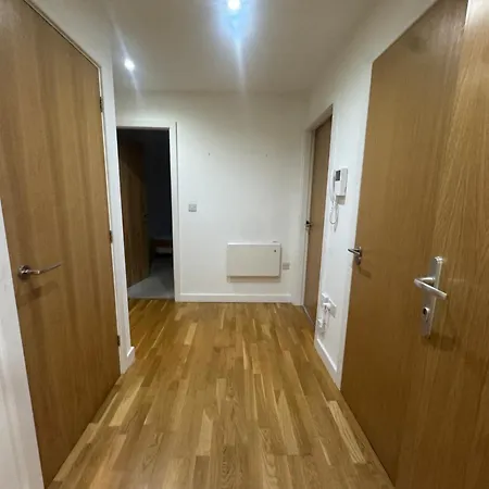 Apartament Ideally Located Didsbury Chorlton Gated Parking - Pass The Keys Manchester