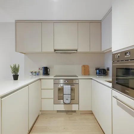 Tranquil & Modern One Bedroom Appartement Manchester