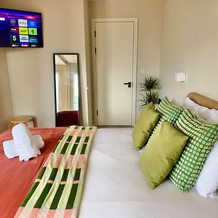 Boutique Centre Apartment, Balcony, Parking * Manchester