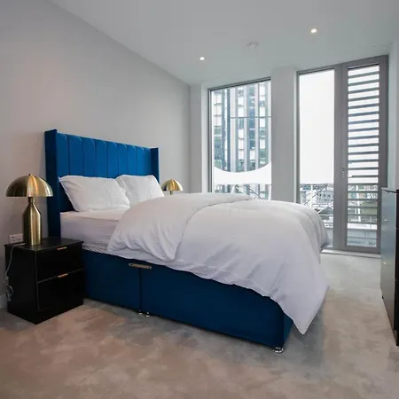 Luxury - - Pool - Terrace - Gym - Parking -