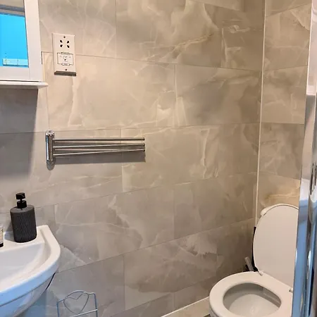 - Sleeps 4 - Northern Quarter - Walk To Arndale & Ao Arena